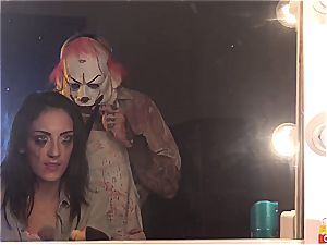 Murder clown scores some super-fucking-hot fuckbox
